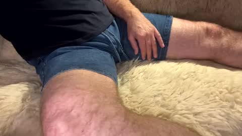 Snapshot of hello902 chatting on October 12, 2025, 12:48 pm David Whinston Smith online show from October 12, 2025, 12:48 pm