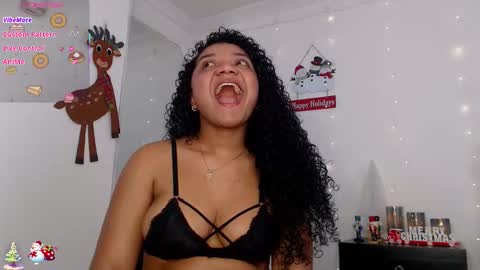 Candy online show from December 19, 2025, 9:33 pm