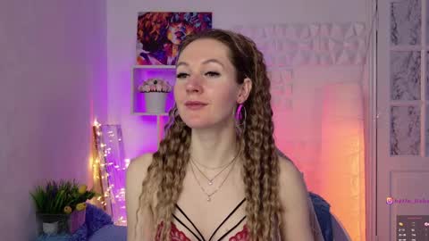 Alisia  Monday to Friday from 10 am to 4 pm GMT 2 online show from February 28, 2025, 9:04 am