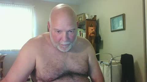 helloforfun111 online show from September 21, 2025, 3:24 pm