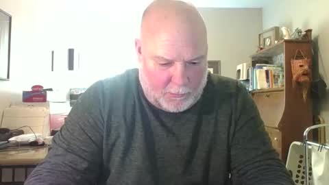 helloforfun111 online show from March 27, 2026, 3:23 pm