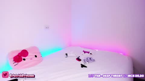 helloiamastrid online show from December 1, 2024, 4:29 pm