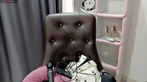hellokitty_sexy online show from June 28, 2026, 1:22 am