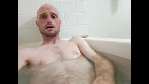 helloladysandgents online show from November 7, 2025, 4:23 am