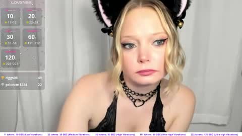 Snapshot of hellonori chatting on May 7, 2026, 4:18 am hellonori online show from May 7, 2026, 4:18 am