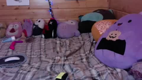 Snapshot of hellrazorbabexxx chatting on February 27, 2025, 12:43 am hellrazorbabexxx online show from February 27, 2025, 12:43 am
