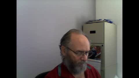 Snapshot of helopilot01 chatting on November 9, 2025, 4:05 pm helopilot01 online show from November 9, 2025, 4:05 pm