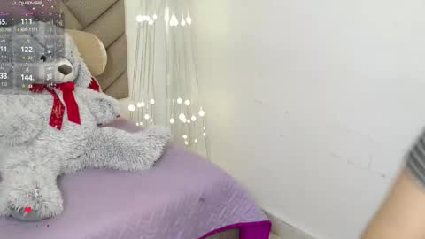 Zahira online show from November 29, 2025, 7:50 pm