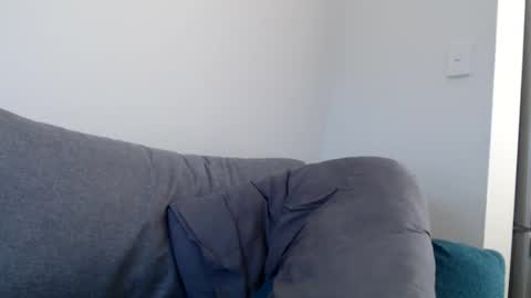 hempie1973 online show from October 26, 2025, 5:24 am