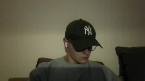 Snapshot of henrietje chatting on March 13, 2026, 9:32 pm henrietje online show from March 13, 2026, 9:32 pm