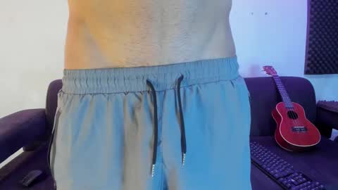 henrik_senn online show from December 3, 2024, 12:59 pm