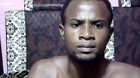 Adrian Honey online show from December 19, 2024, 11:35 pm