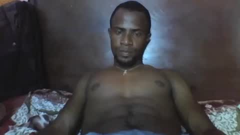 Adrian Honey online show from November 2, 2025, 9:33 am