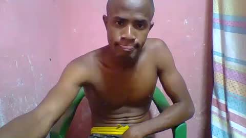 Adrian Honey online show from November 10, 2025, 12:42 am