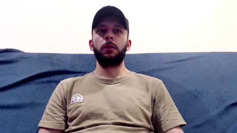 Snapshot of henryaxe chatting on March 11, 2025, 11:12 am HenryAxe online show from March 11, 2025, 11:12 am