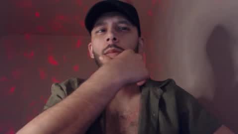 Snapshot of henryaxe chatting on September 20, 2025, 11:17 pm HenryAxe online show from September 20, 2025, 11:17 pm