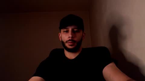 Snapshot of henryaxe chatting on October 13, 2025, 11:49 pm HenryAxe online show from October 13, 2025, 11:49 pm