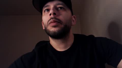 Snapshot of henryaxe chatting on November 5, 2025, 2:39 pm HenryAxe online show from November 5, 2025, 2:39 pm