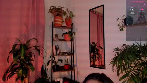 Hello I am Valentina independent Colombian model I love sensuality and pleasure welcome online show from February 24, 2025, 11:21 am