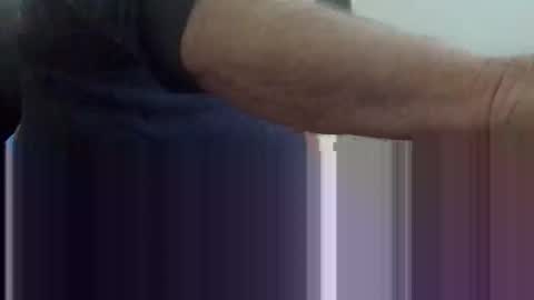 herbee510 online show from November 19, 2025, 3:34 pm