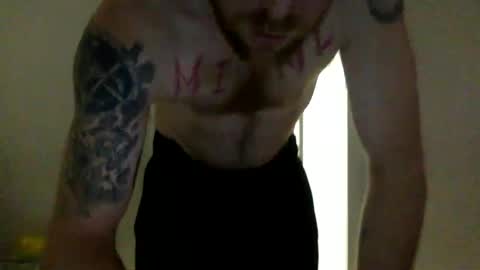 Snapshot of herbertmac17 chatting on February 6, 2025, 1:21 pm HerbertMac online show from February 6, 2025, 1:21 pm