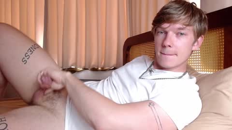 Gregblonde  Alextattoo online show from December 8, 2024, 4:04 am