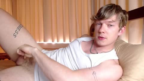 Gregblonde  Alextattoo online show from December 11, 2024, 4:49 am