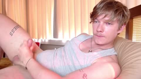Gregblonde  Alextattoo online show from January 3, 2025, 4:33 am