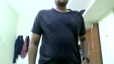 hergentletoy online show from April 3, 2026, 4:10 am