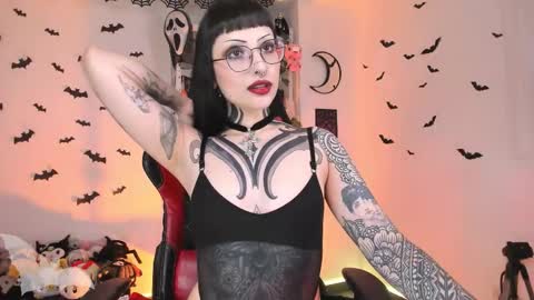  Marie  online show from October 7, 2025, 2:20 am