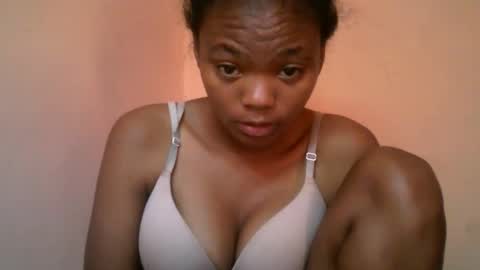 Snapshot of herisse01 chatting on May 20, 2026, 6:08 am herisse01 online show from May 20, 2026, 6:08 am