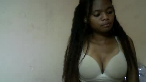 Snapshot of herisse01 chatting on June 3, 2026, 4:34 pm herisse01 online show from June 3, 2026, 4:34 pm