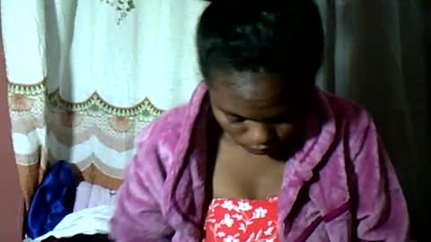 Snapshot of herisse01 chatting on July 4, 2026, 9:54 pm herisse01 online show from July 4, 2026, 9:54 pm