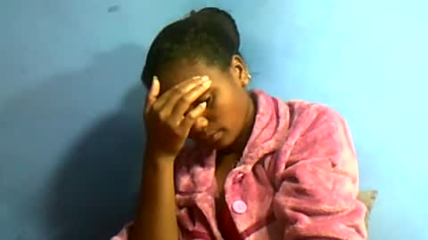 Snapshot of herisse01 chatting on July 7, 2026, 7:29 pm herisse01 online show from July 7, 2026, 7:29 pm