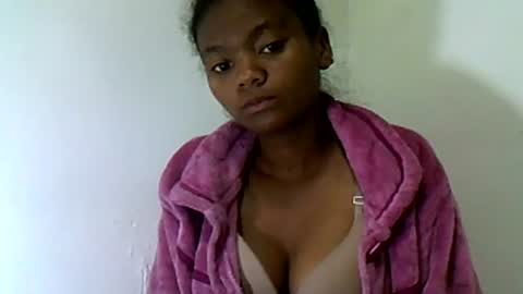 Snapshot of herisse01 chatting on July 18, 2026, 7:23 am herisse01 online show from July 18, 2026, 7:23 am