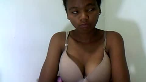 Snapshot of herisse01 chatting on July 19, 2026, 8:29 am herisse01 online show from July 19, 2026, 8:29 am