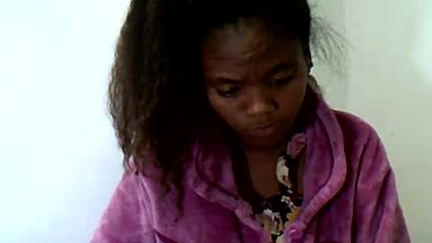 Snapshot of herisse01 chatting on July 28, 2026, 12:48 pm herisse01 online show from July 28, 2026, 12:48 pm