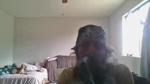 hermannbukowski online show from September 18, 2025, 4:42 pm