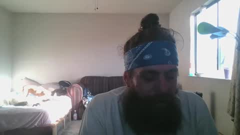 hermannbukowski online show from October 1, 2025, 2:23 pm