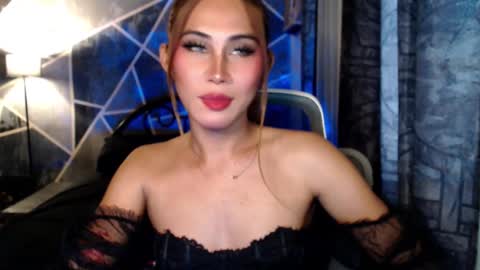 Snapshot of herrafoxx chatting on March 9, 2026, 3:10 am Davey online show from March 9, 2026, 3:10 am