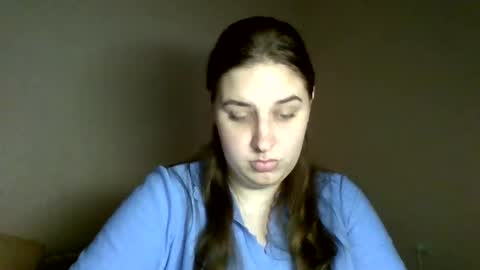 hess_luna_ online show from September 12, 2025, 9:42 am