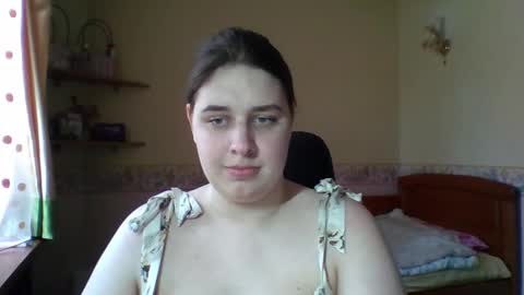 hess_luna_ online show from March 17, 2026, 10:07 am