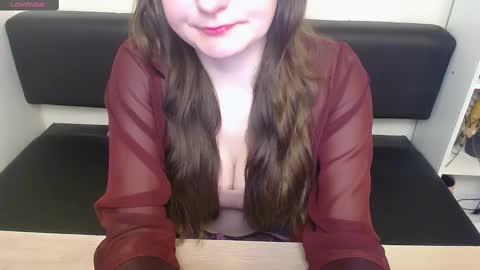 Snapshot of hetty_blueberry chatting on February 22, 2025, 4:51 pm Jessica online show from February 22, 2025, 4:51 pm
