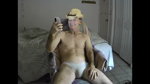 hewes1 online show from February 6, 2025, 9:22 am