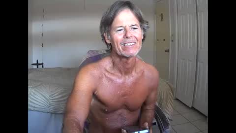 hewes1 online show from April 5, 2026, 7:55 pm