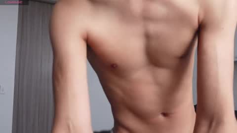 Snapshot of hey_cesard chatting on February 14, 2025, 2:33 pm hey_cesard online show from February 14, 2025, 2:33 pm