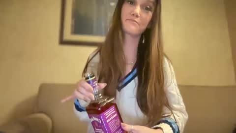 HeyAlicia online show from November 1, 2025, 1:18 am