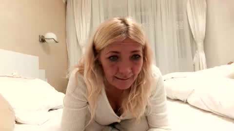 Heyheygrey online show from October 10, 2025, 6:12 am