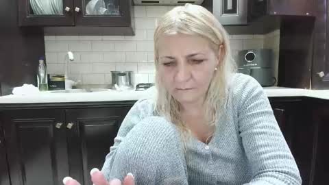 Heyheygrey online show from April 8, 2026, 2:50 pm