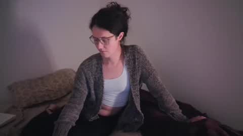 Snapshot of heythereada chatting on February 22, 2025, 8:40 am Ada Sophie online show from February 22, 2025, 8:40 am